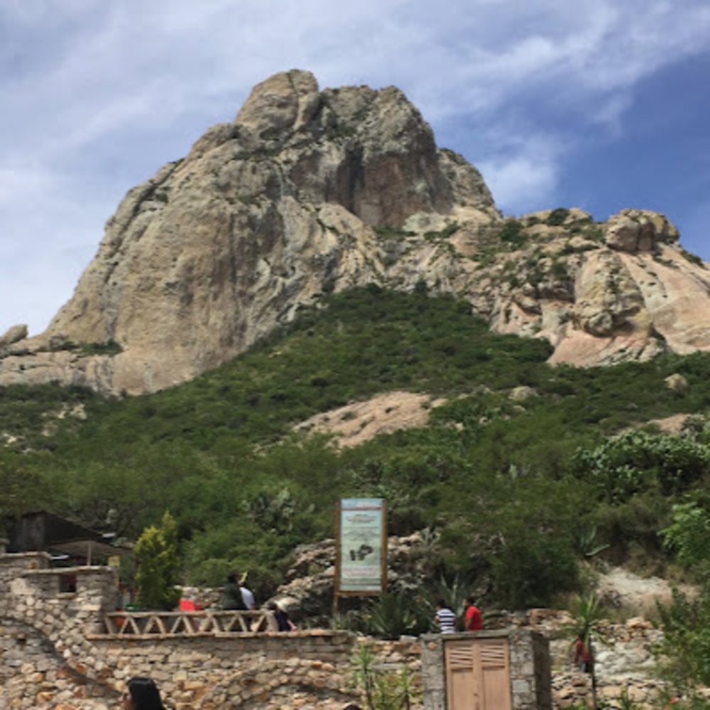 Meet your Posher, Daniela